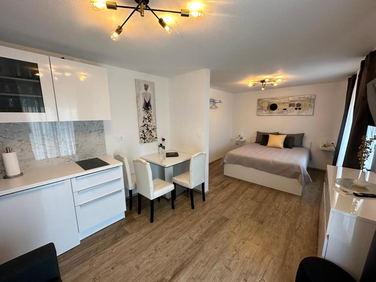 Apartmaji Melipu 1 Izola Zewnętrze zdjęcie
